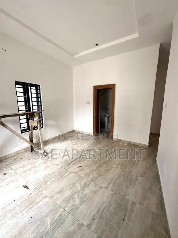 Gidan haya mai dakuna 3 da BQ a Jahi, Abuja - 1