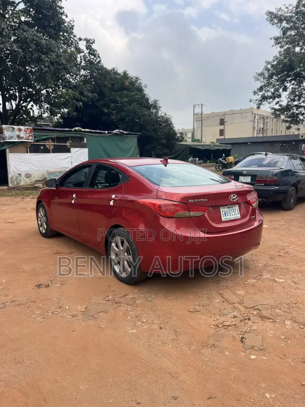 Hyundai Elantra Limited Sedan 1.8L 2013 Ja - 1