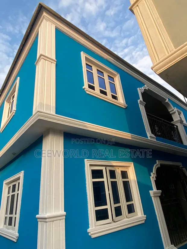 Gidan Kwana 1 a Zionist Estate, Akala Express don haya - 1