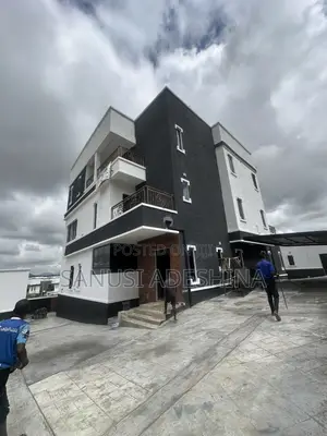 5 Bedroom Detached Duplex Don Sayarwa a Gwarimpa Estate, FCT