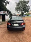 Toyota Corolla Base Sedan ta 2010 - 3