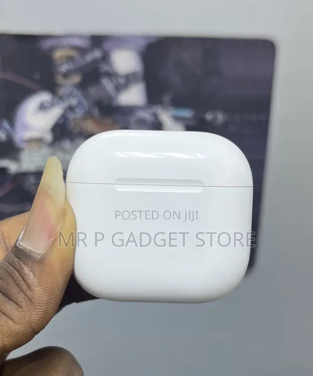 Apple AirPods 4 ANC - 1