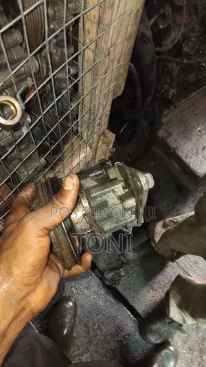 Power Steering Pump for Toyota Carina E / Avensis (4AF)