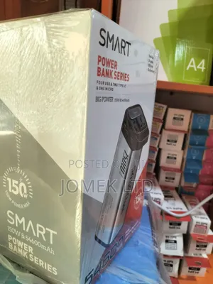 Smaat 54600mAh Power Bank ta Laptop da Soket ɗin AC