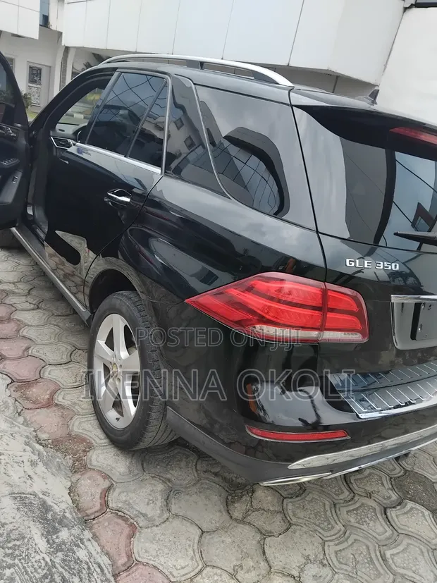 Mercedes-Benz GLE-Class 2017 Black - 1