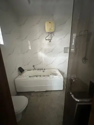 5 Bedroom Duplex for Rent in Osapa London