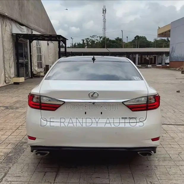 2016 Lexus ES 350 FWD White - 1