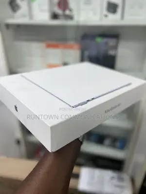Apple MacBook Air 2026 M5 13-inch 24GB RAM 512GB SSD Sky Blue