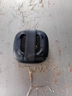 Used Bose SoundLink Mini Bluetooth Speaker