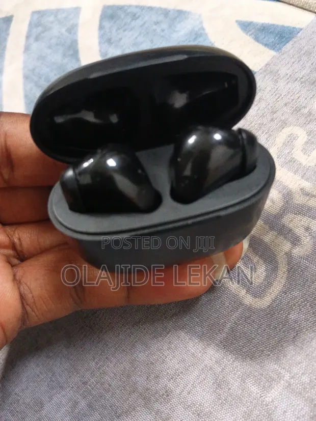 New Age Airpods - Black - 1