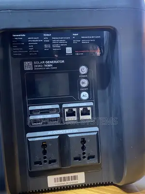 Moli Power Boltbox Series 2.7KWH Solar Generator