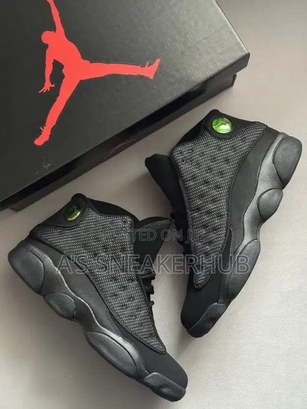 Air Jordan 13 Retro Sneaker - 1