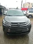 Toyota Highlander 2017 Grey - 3