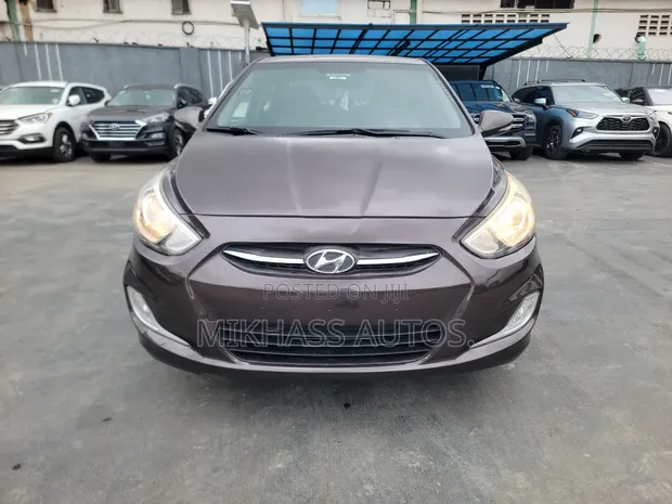 Hyundai Accent 2016 Brown - 1
