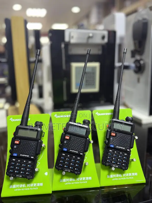 Baofeng Walkie Talkie with Screen - 1