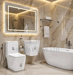 Master Luxury Back-to-Wall Water Closet