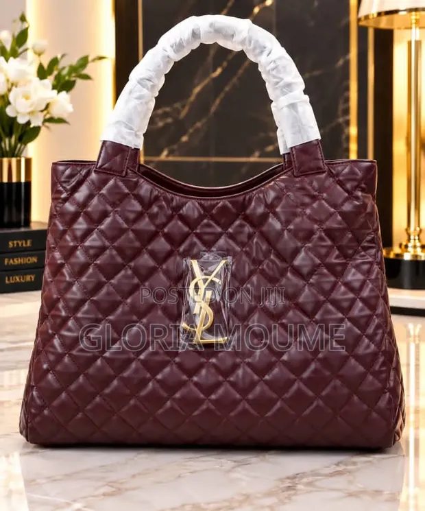 Gloria Moume Beauty World Multicolor Handbag - 1