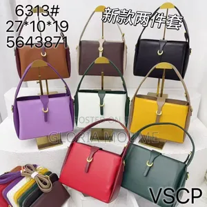 Gloria Moume Beauty World Multicolor Handbag