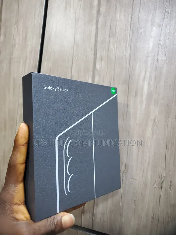 New Samsung Galaxy Z Fold7 256GB Silver - 1