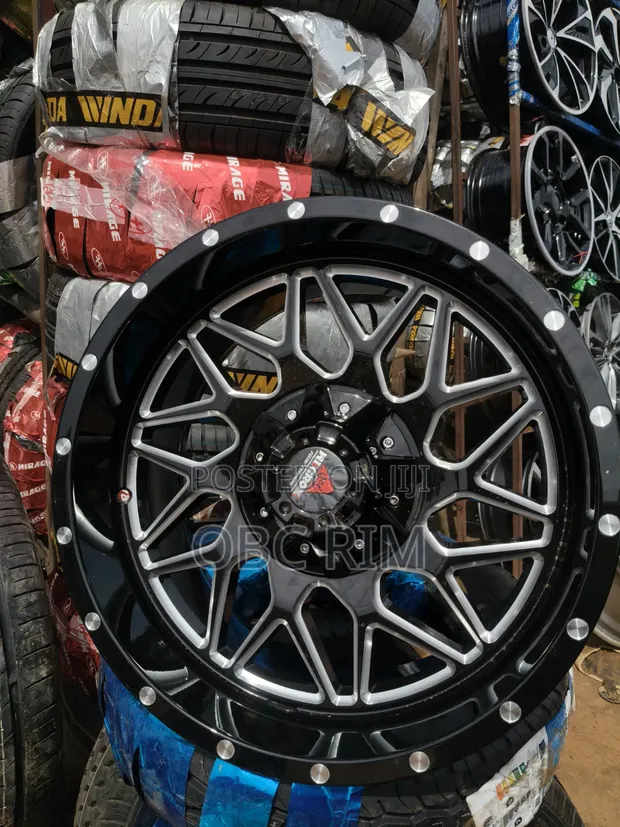 Manyan Alloy Rims na Lexus - 1