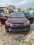 2017 Toyota Highlander Limited Platinum 4x4 V6 Burgundy - 3