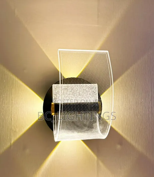 Wurin Haske na Bango na Zamani na Acrylic LED don Bedroom & Living Room - 1