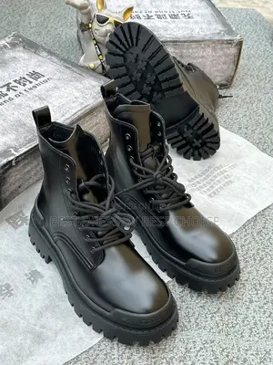 Dr. Martens Cos Zipper Boots - Black Leather
