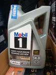 Mobil 1 Advanced Full Synthetic Engine Oil 5W-30, 5 Litres - 1
