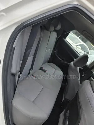 Toyota Matrix S Hatchback AWD 2010