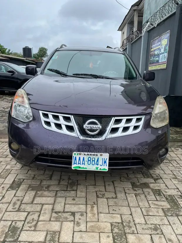 2013 Nissan Rogue SV Purple - 1