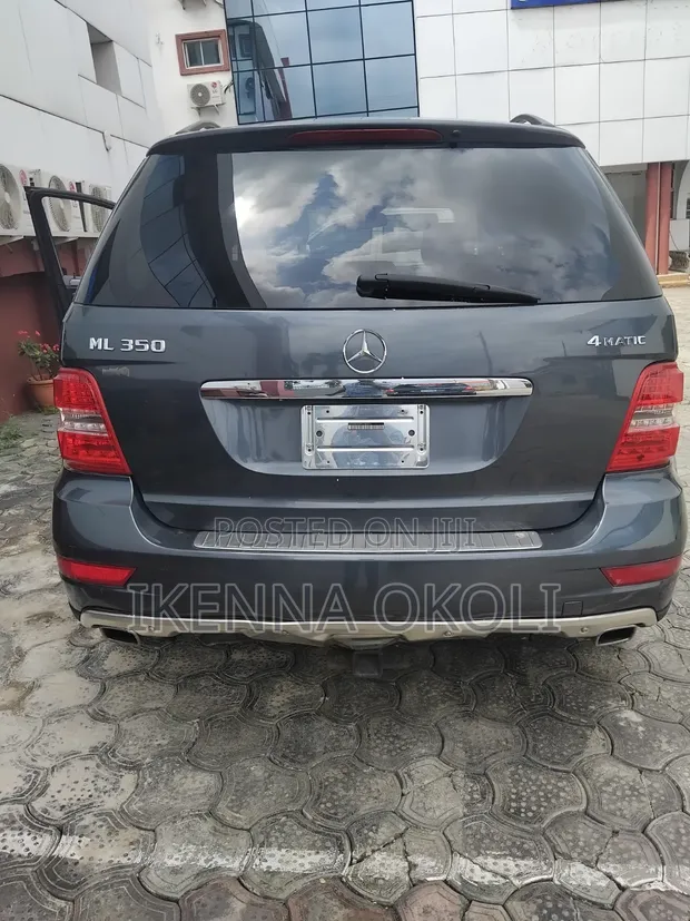 Mercedes-Benz ML 350 2011 Gray - 1
