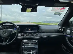 2017 Mercedes-Benz E300 2.0 Turbo Gray