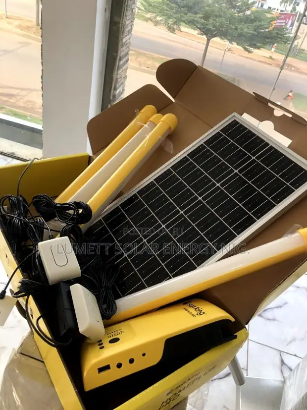 Sun King SK-705 Compact Solar LED Lantern - 1