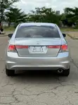 Honda Accord 2011 Silver - 3