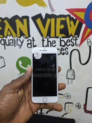 Apple iPhone 8 64GB White