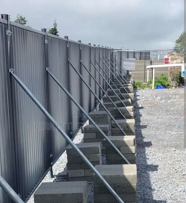 Metal Hoarding Fencing Fabrication - 1