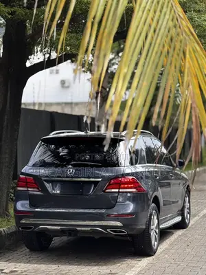 Mercedes-Benz GLE 350 2017 Gray