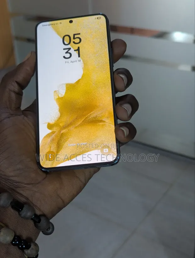 Samsung Galaxy S22 5G 128GB Kore - 1