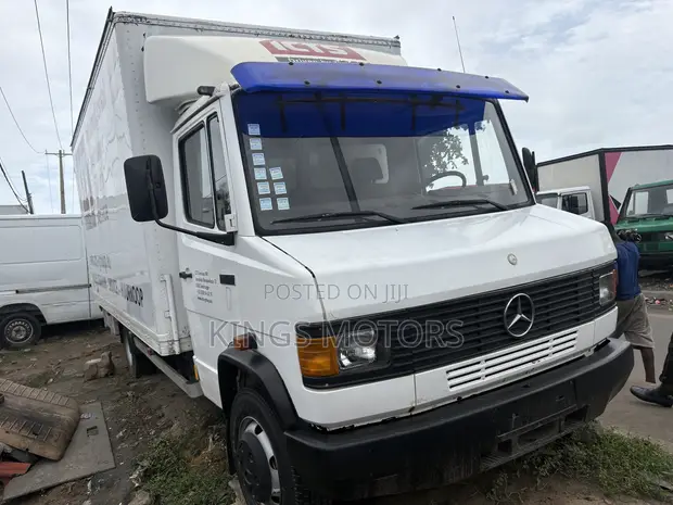 Mercedes-Benz T2 LN1 711d / 814d Akwatin Rufe - 1