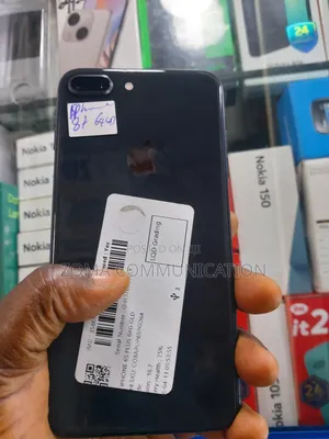 Apple iPhone 8 Plus 64GB Baki