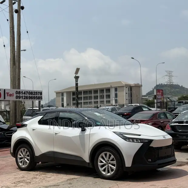 2024 Toyota C-HR HEV Foreign Used - 1