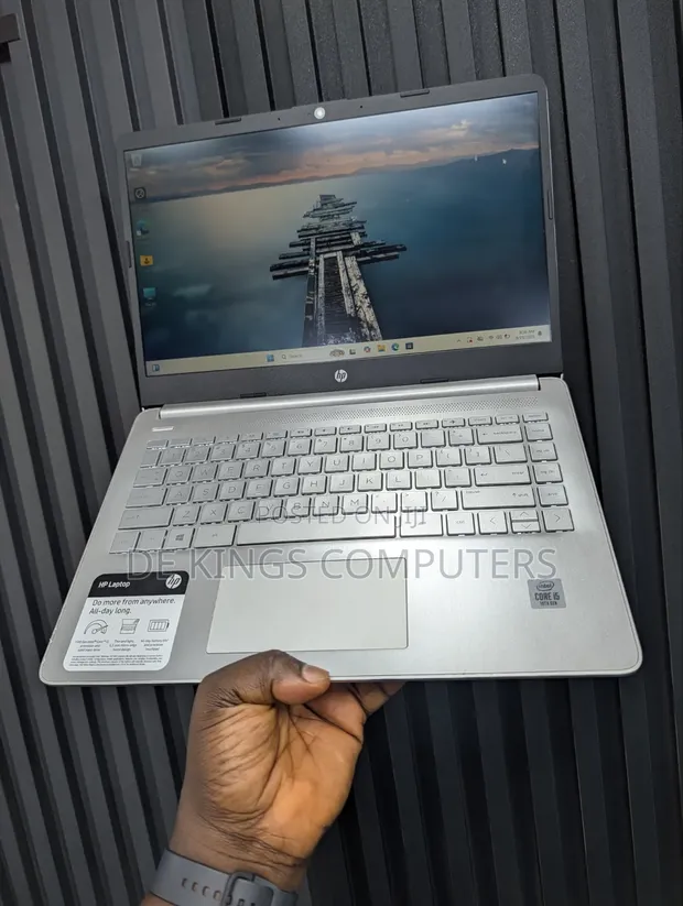 HP Pavilion 14 Laptop - Intel Core i5, 16GB RAM, 256GB SSD - 1