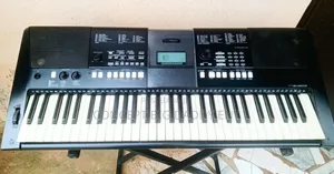 Yamaha PSR-E423 Electronic Keyboard