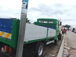 Mercedes-Benz 608 Truck Low Bed