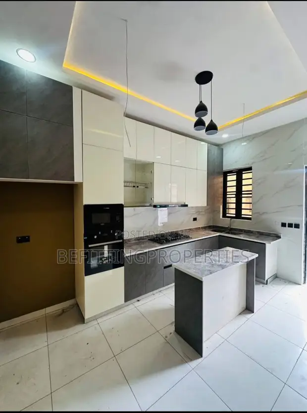 4 Bedroom Duplex for Sale in Ajah - 1