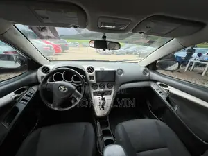 Toyota Matrix S Hatchback AWD 2010