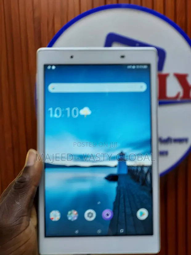 Lenovo Tab 4 8 (16GB, 2GB RAM) - UK Used - 1