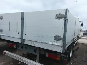 Mercedes-Benz 608 Truck Low Bed