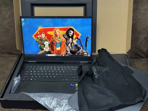 HP Omen 16 Laptop: i9, 32GB RAM, RTX 4070, 1TB SSD - 1