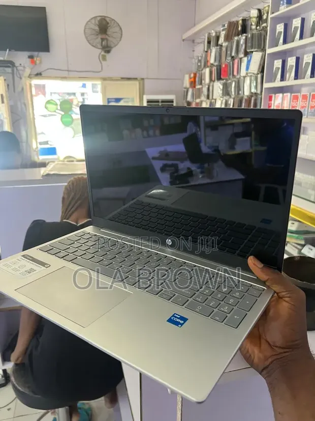 Sabon HP 15 Laptop: Intel Core i5, 16GB RAM, 512GB SSD - 1
